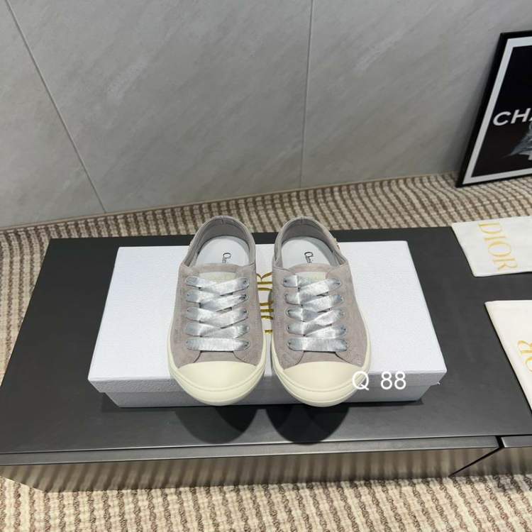 Picture of Dior Shoes _SKUDiorsz35-40J07013851